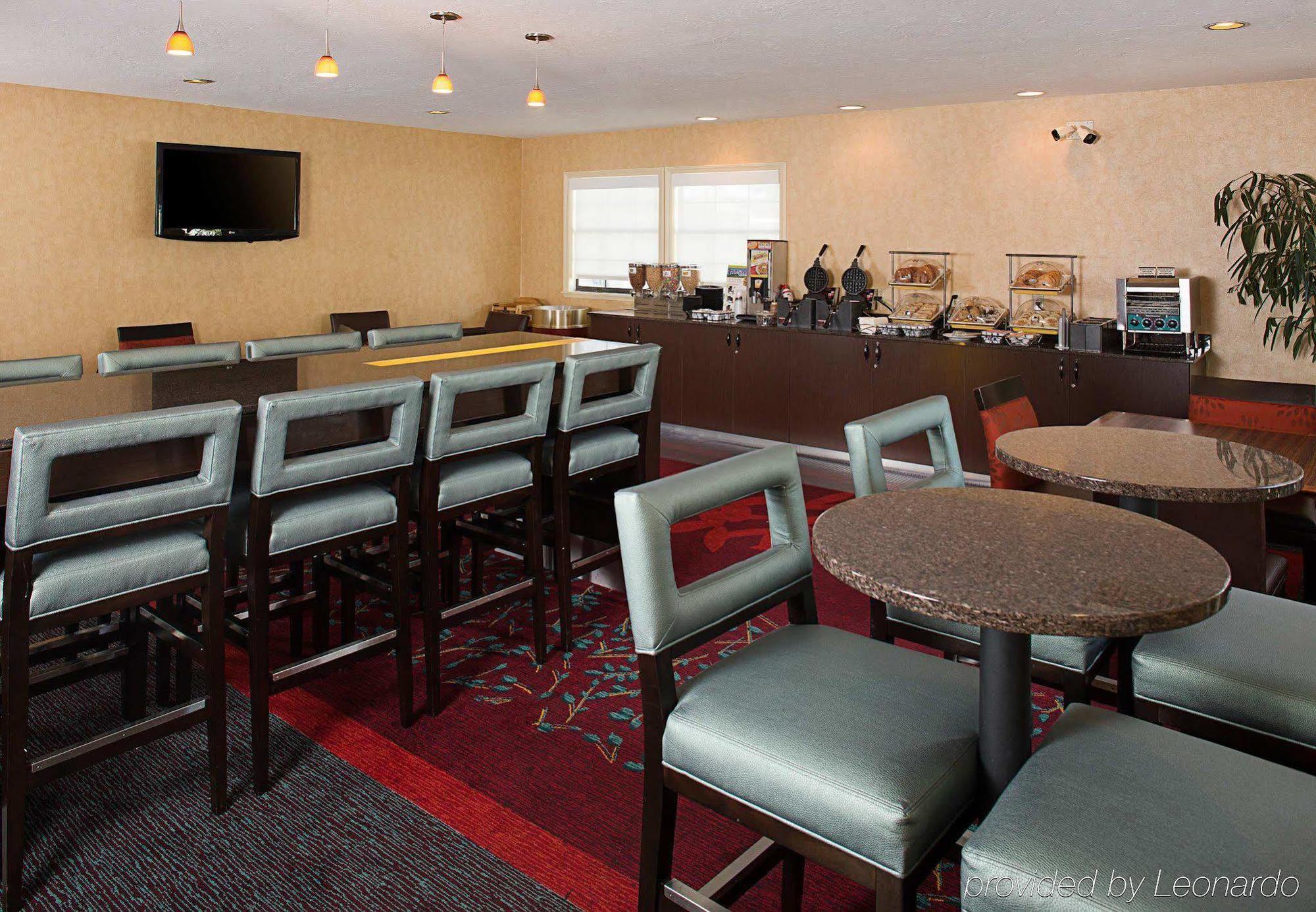 Residence Inn By Marriott San Diego Central Экстерьер фото