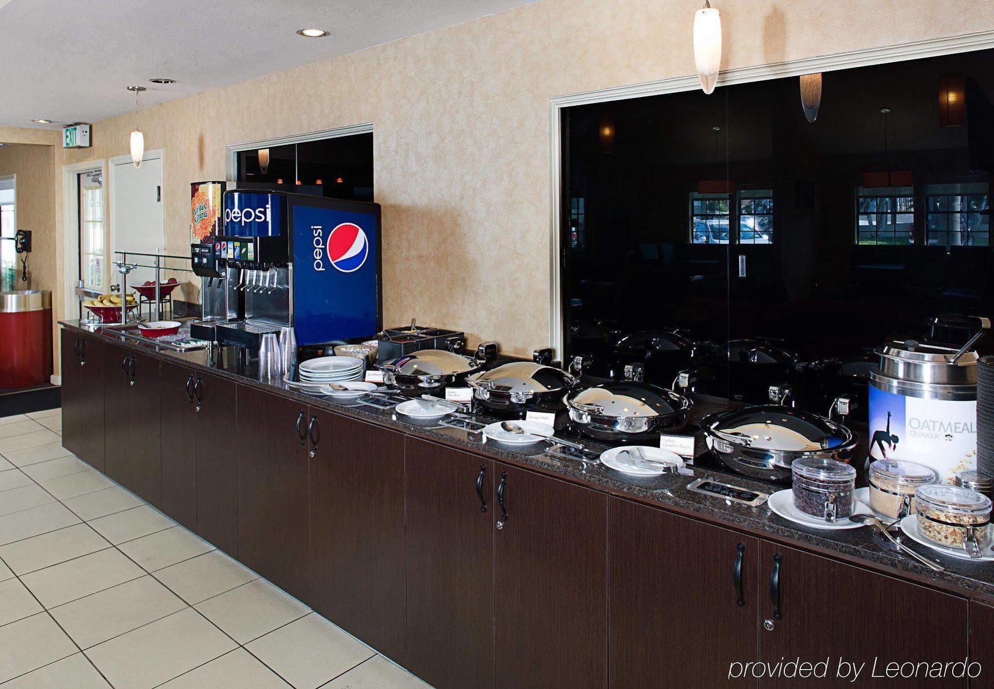 Residence Inn By Marriott San Diego Central Экстерьер фото