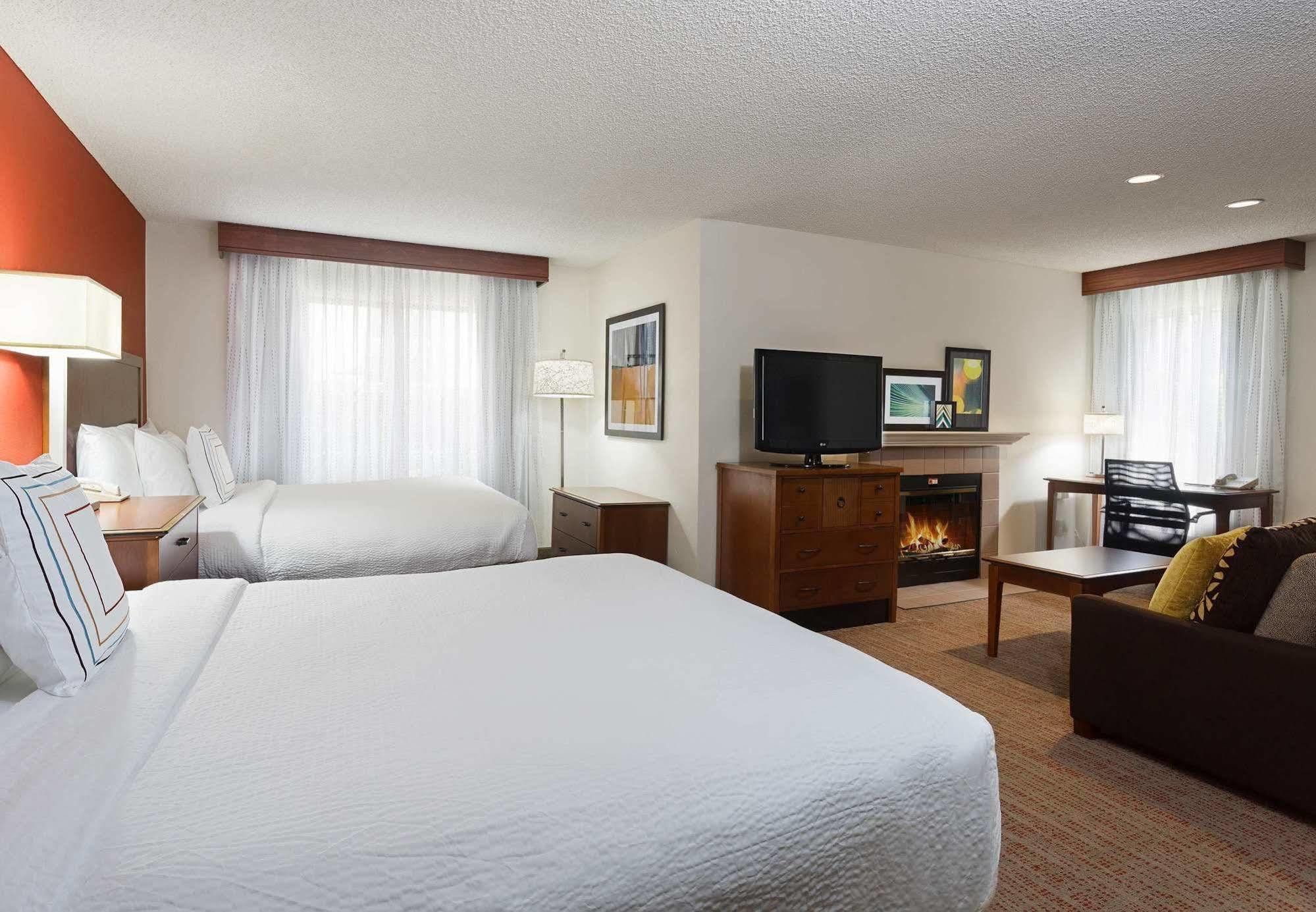 Residence Inn By Marriott San Diego Central Экстерьер фото
